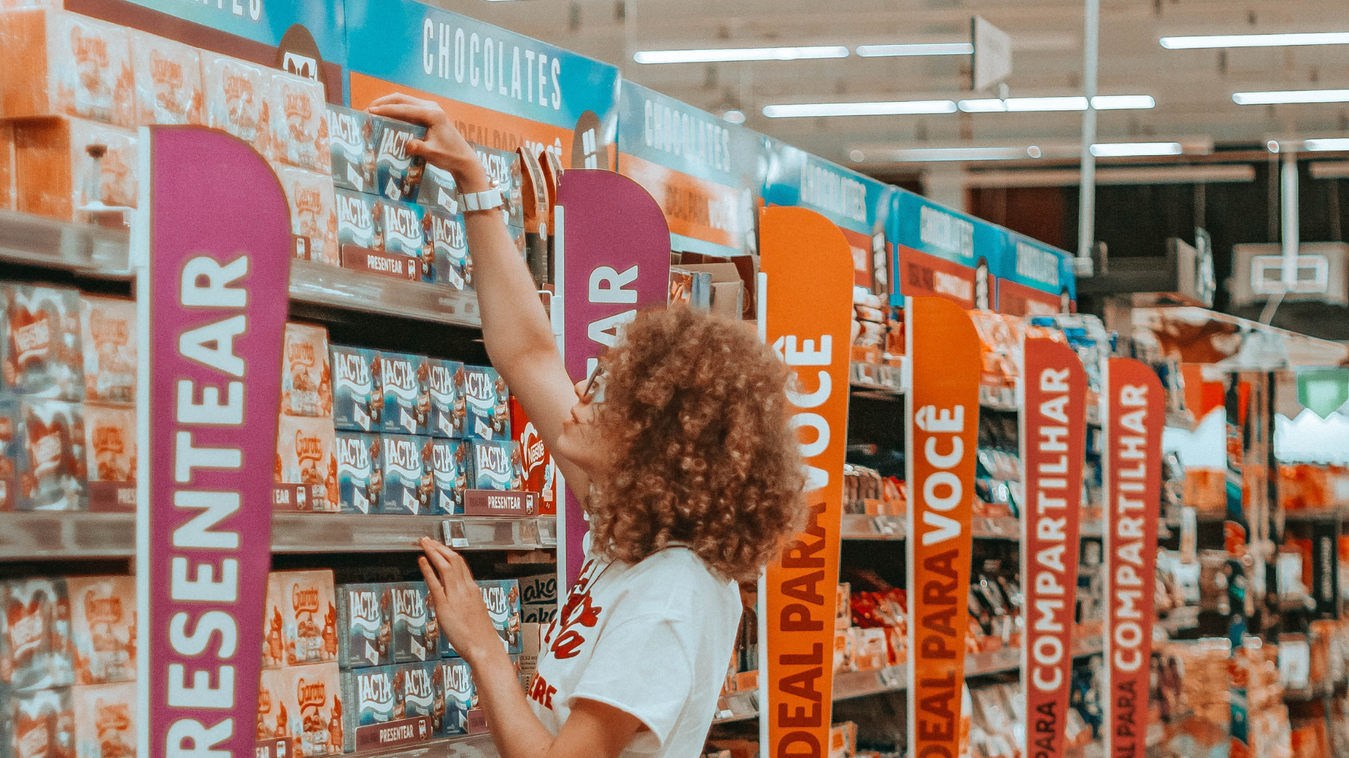 Pop display